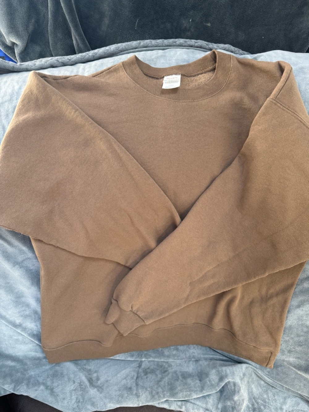 ⬇️⬇️ PRICE DROP‼️Hanes Men's Brown Crewneck Sweatshirt